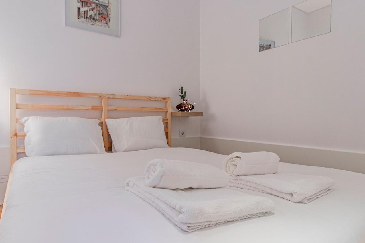 Sweet Studio Apartment W/ Big Balcony By Lovelystay Πόρτο Εξωτερικό φωτογραφία
